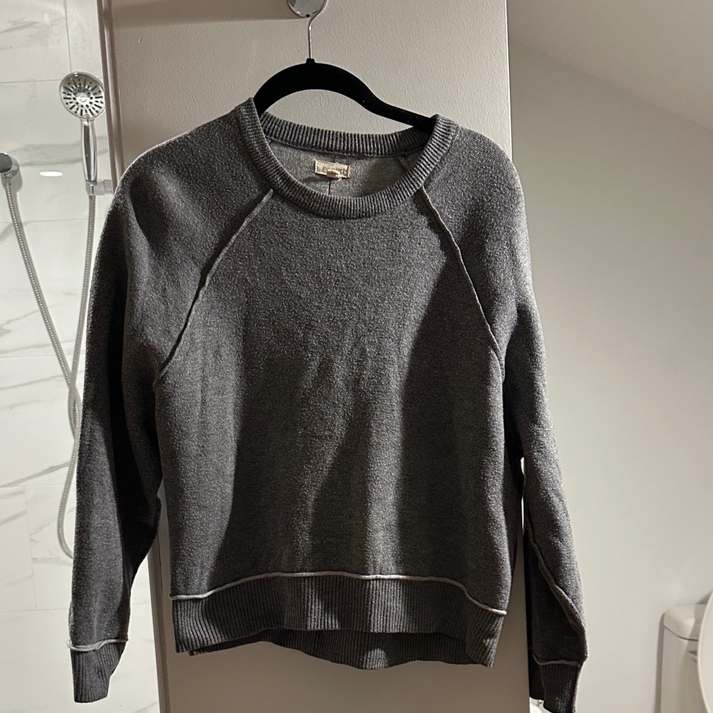 THE OAKLYN COZY CREW-NECK SWEATSHIRT BY PILCRO